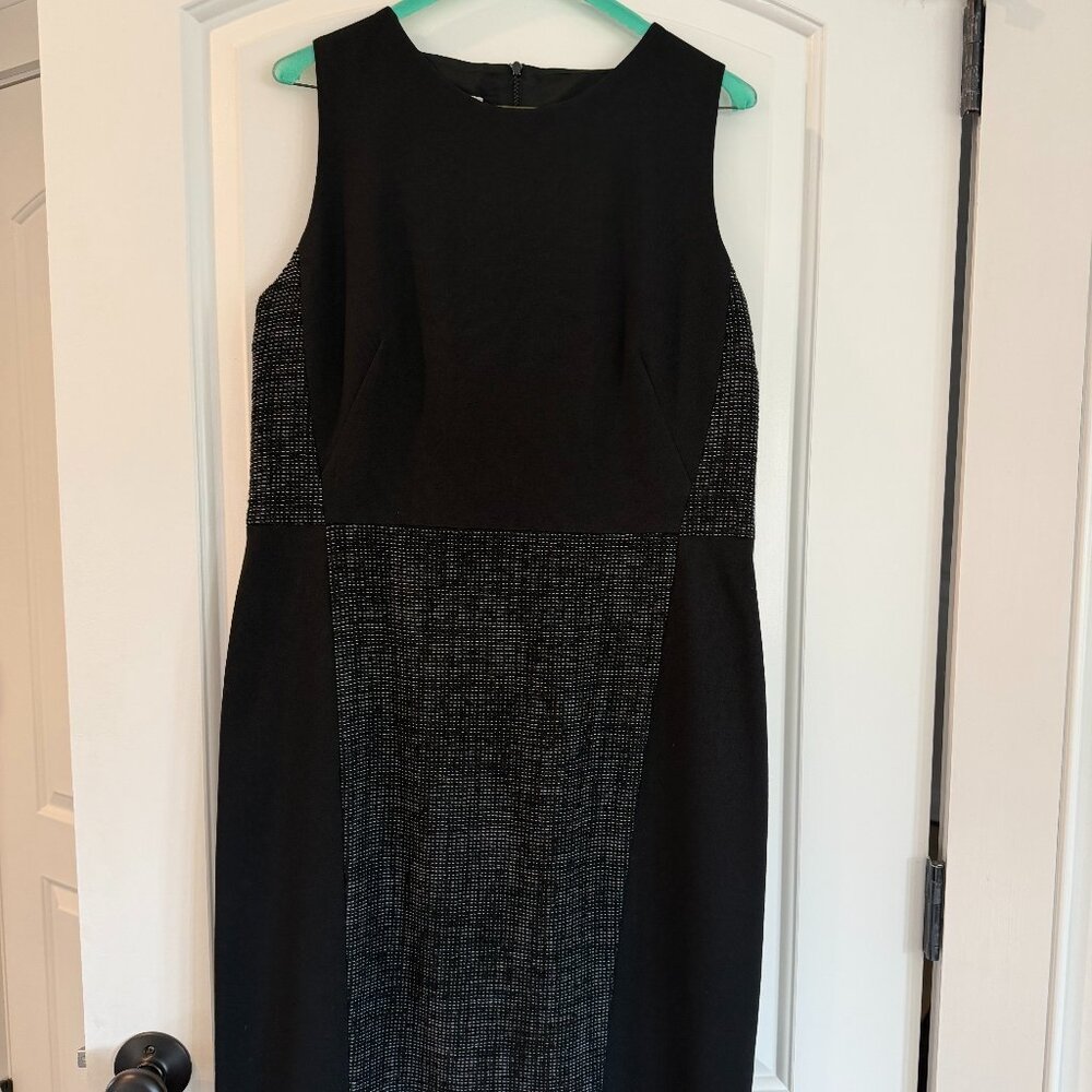 Akris Punto Dress Black Gray Color Block Shift Dress Knee Length US Size 10